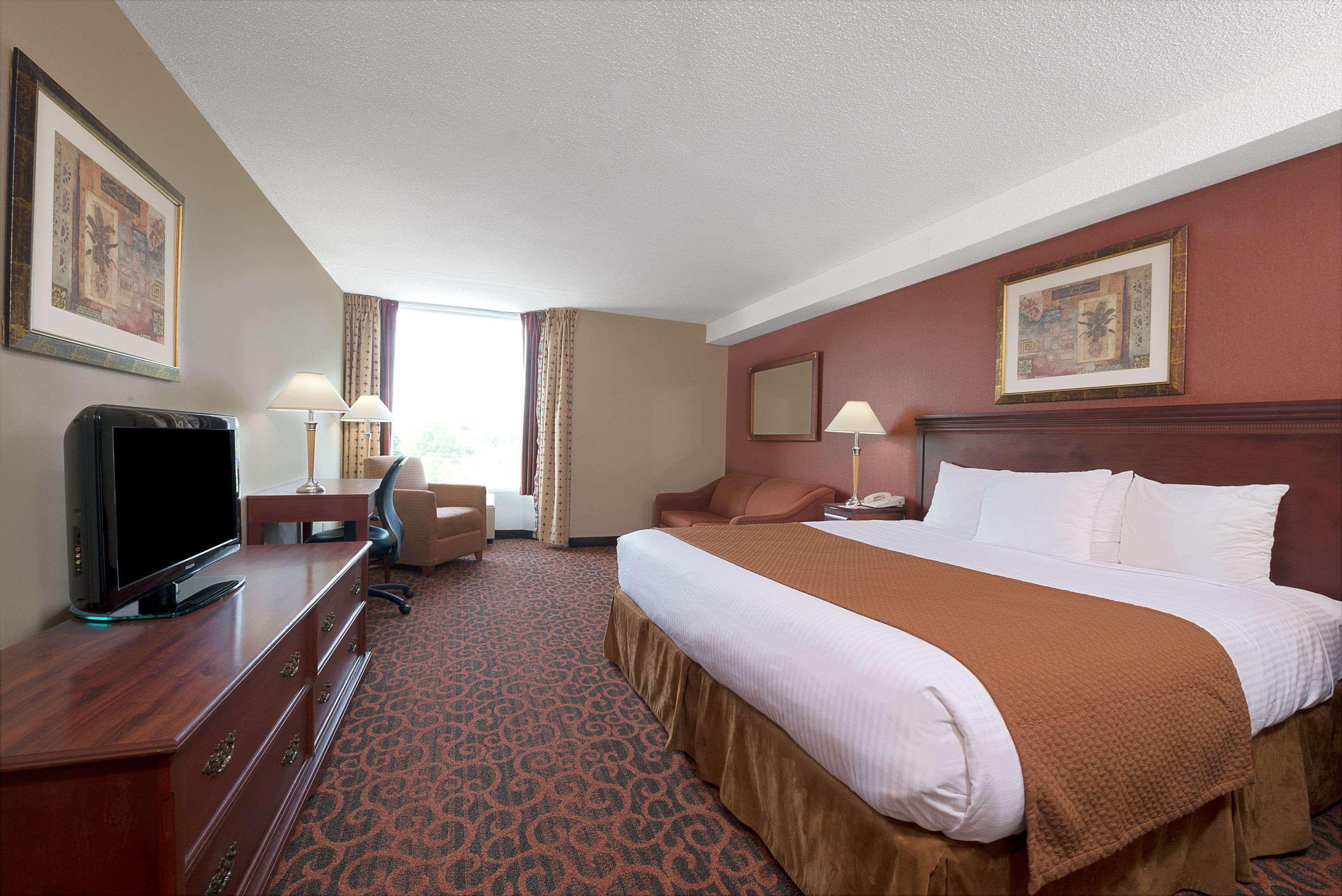 Ramada By Wyndham Falls/fallsview 3* Niagara Falls