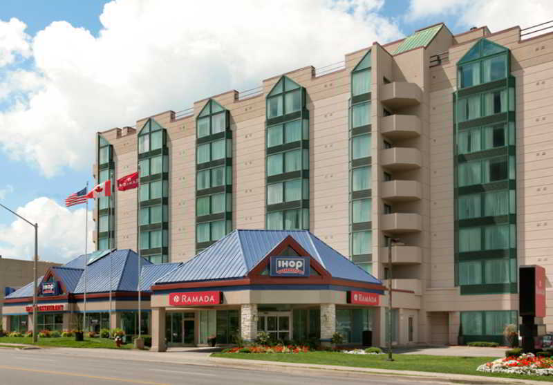 Hotel Ramada By Wyndham Falls/fallsview