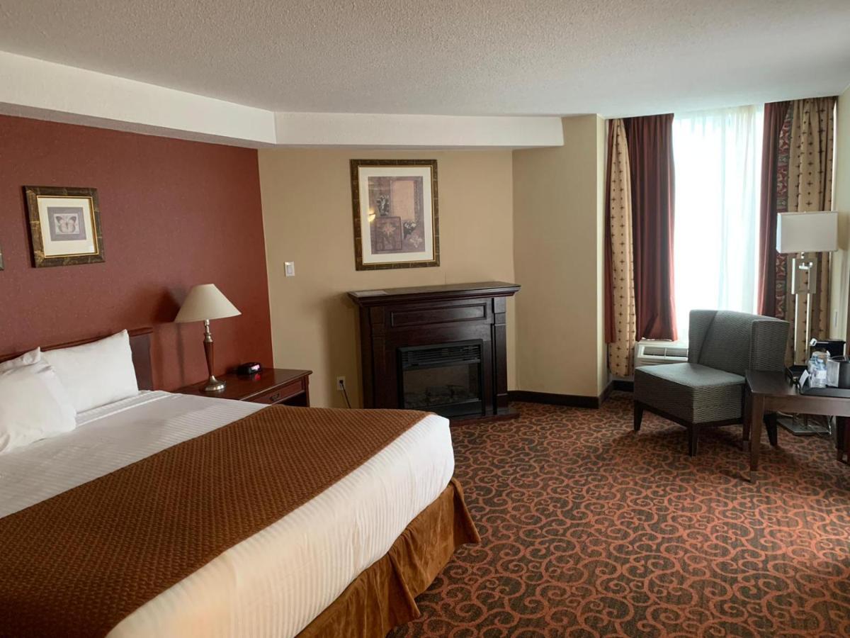 Hotel Ramada By Wyndham Falls/fallsview