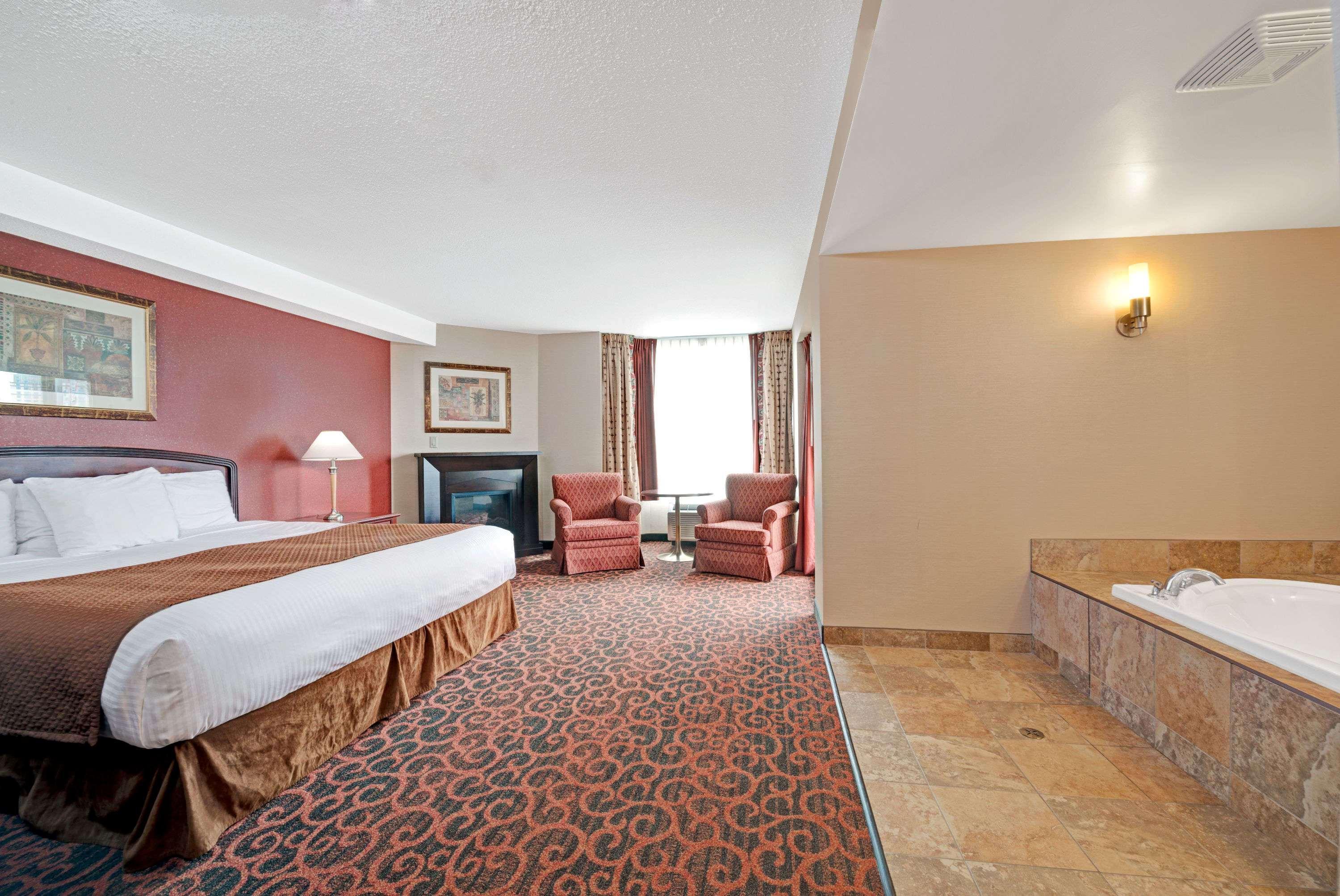 Ramada By Wyndham Falls/fallsview Hotel Niagara Falls