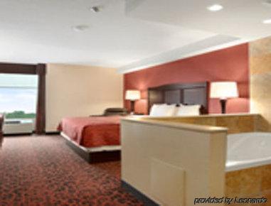 Ramada By Wyndham Falls/fallsview Hotel Niagara Falls