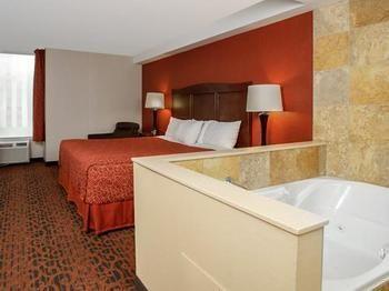 Ramada By Wyndham Falls/fallsview Hotel Niagara Falls
