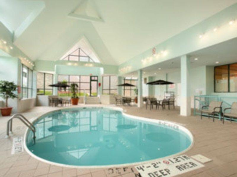 Hotel Ramada By Wyndham Falls/fallsview Niagara Falls