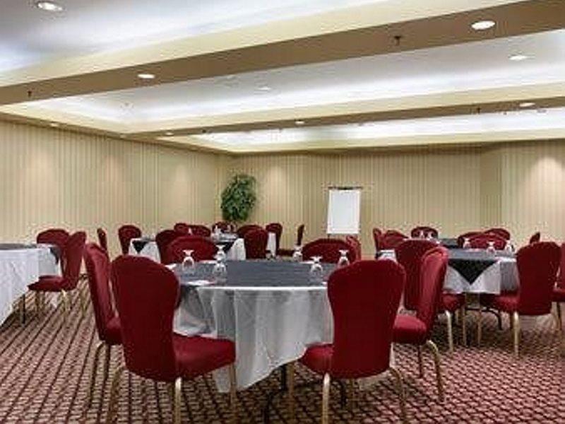 Hotel Ramada By Wyndham Falls/fallsview