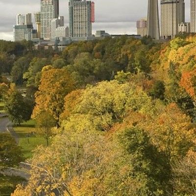 Ramada By Wyndham Falls/fallsview Niagara Falls